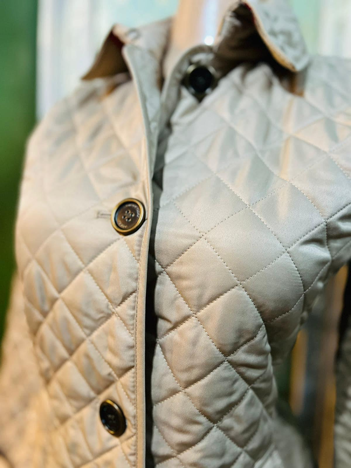 Preowned Burberry quilted coat