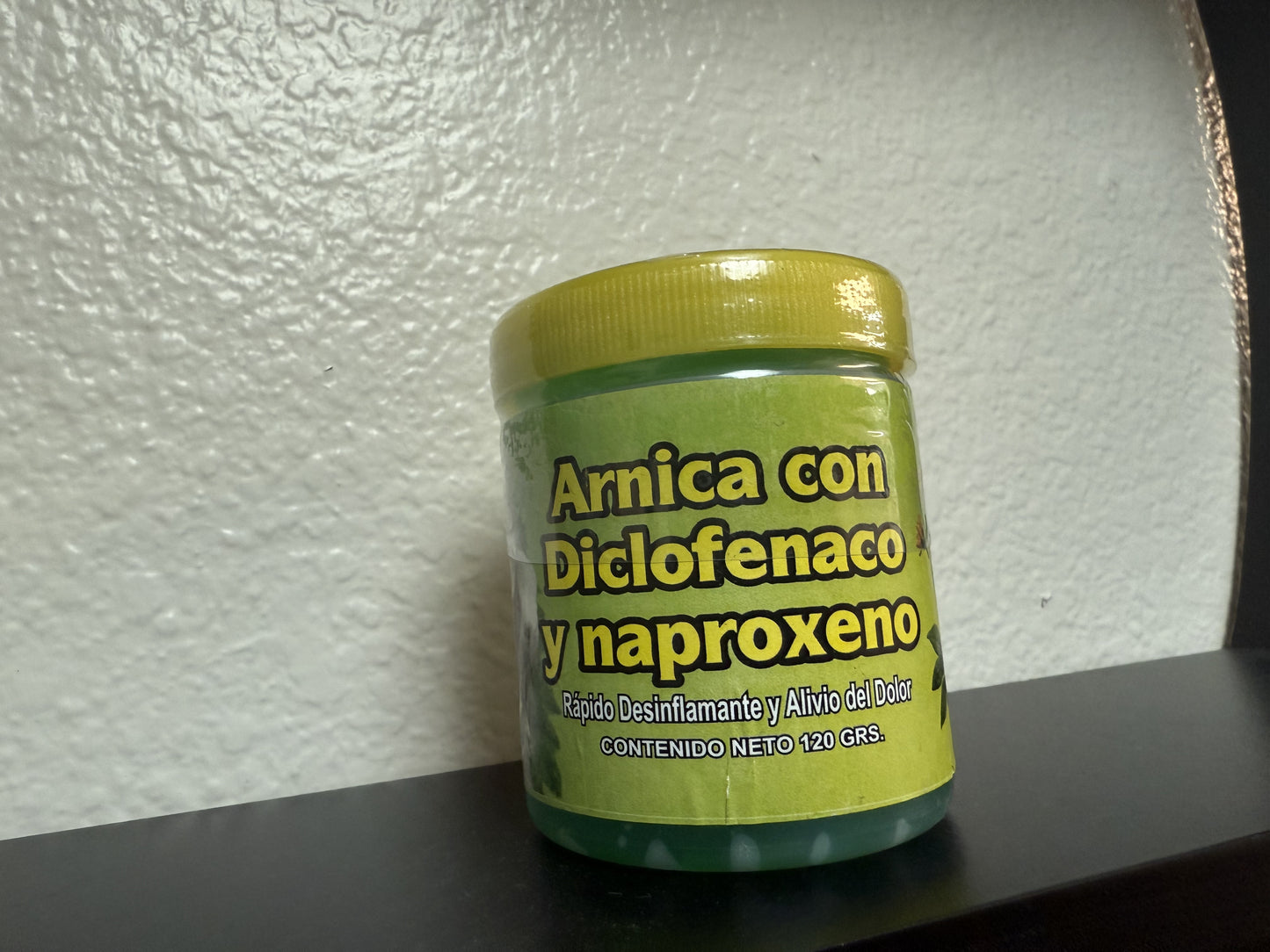 Árnica con diclofenqco y naproxen